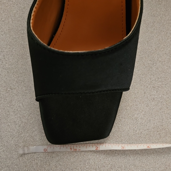 Radia Chunky Triangle Mule Sandals - Picture 10 of 14